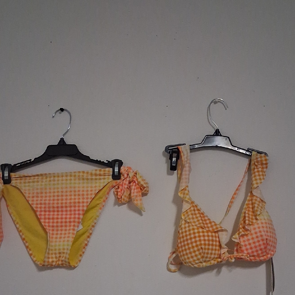 BEAUTIFUL BNWT LUCKY Brand 2 pc set Sz M